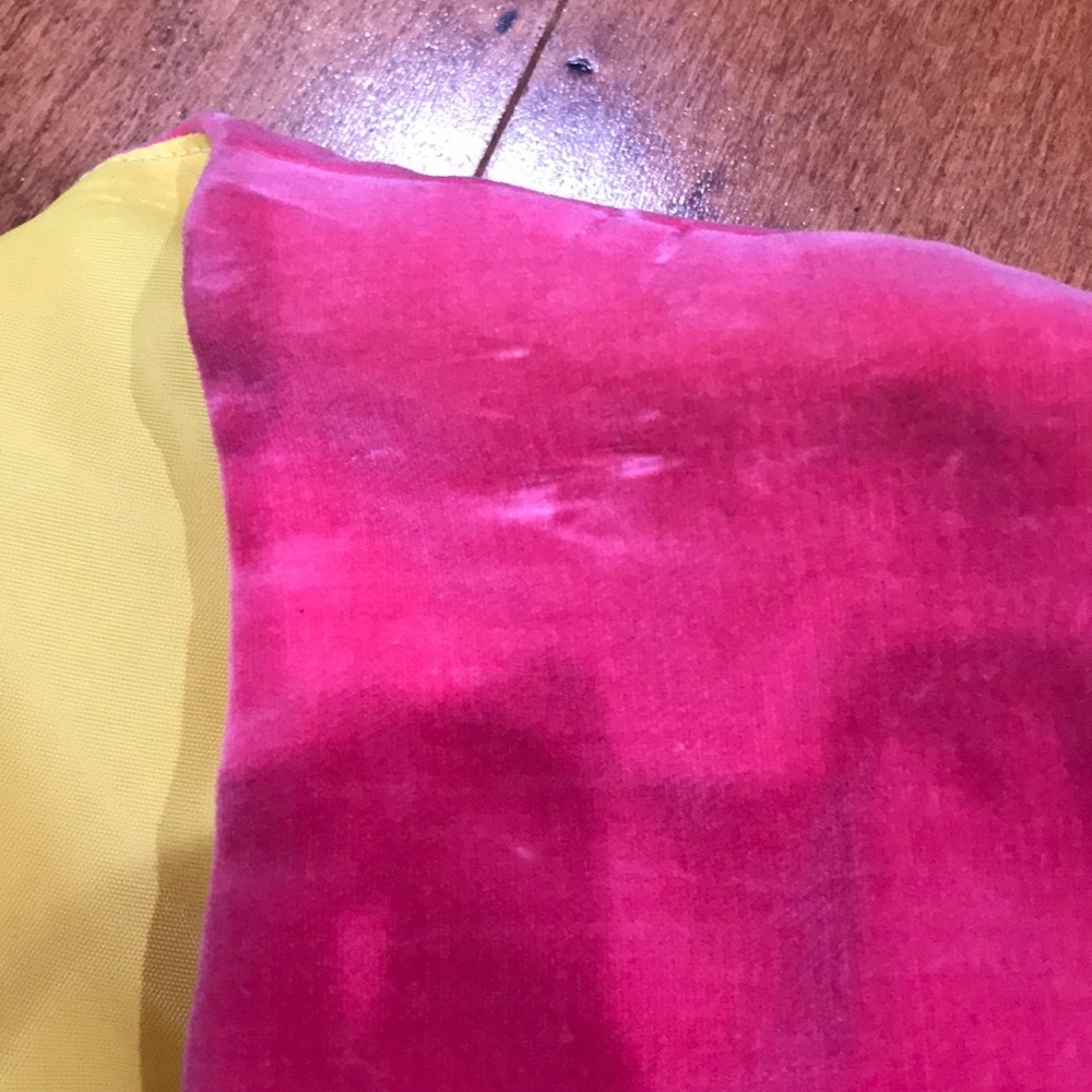Vintage 1960's Hot Pink Velvet skirt & jacket set - Picture 7 of 8